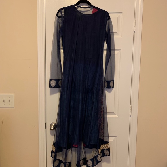 Pakistani formal - Picture 3 of 5